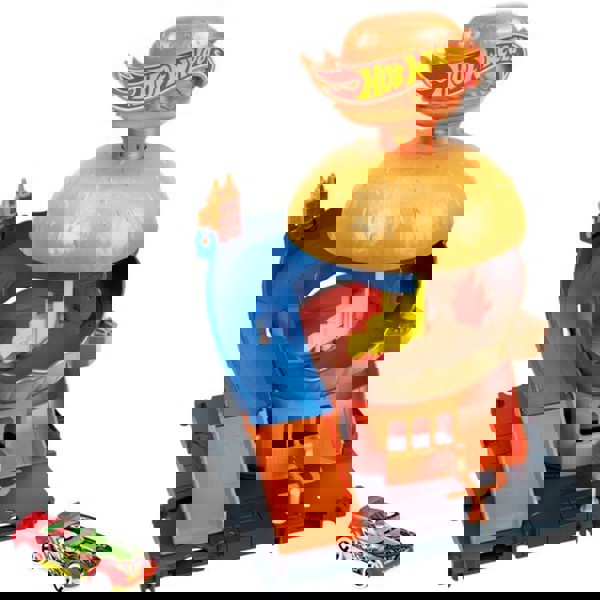 Mattel - Hot Wheels City Downtown Burger Drive-Thru Playset 